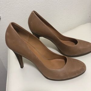 Nine West tan pumps size 9